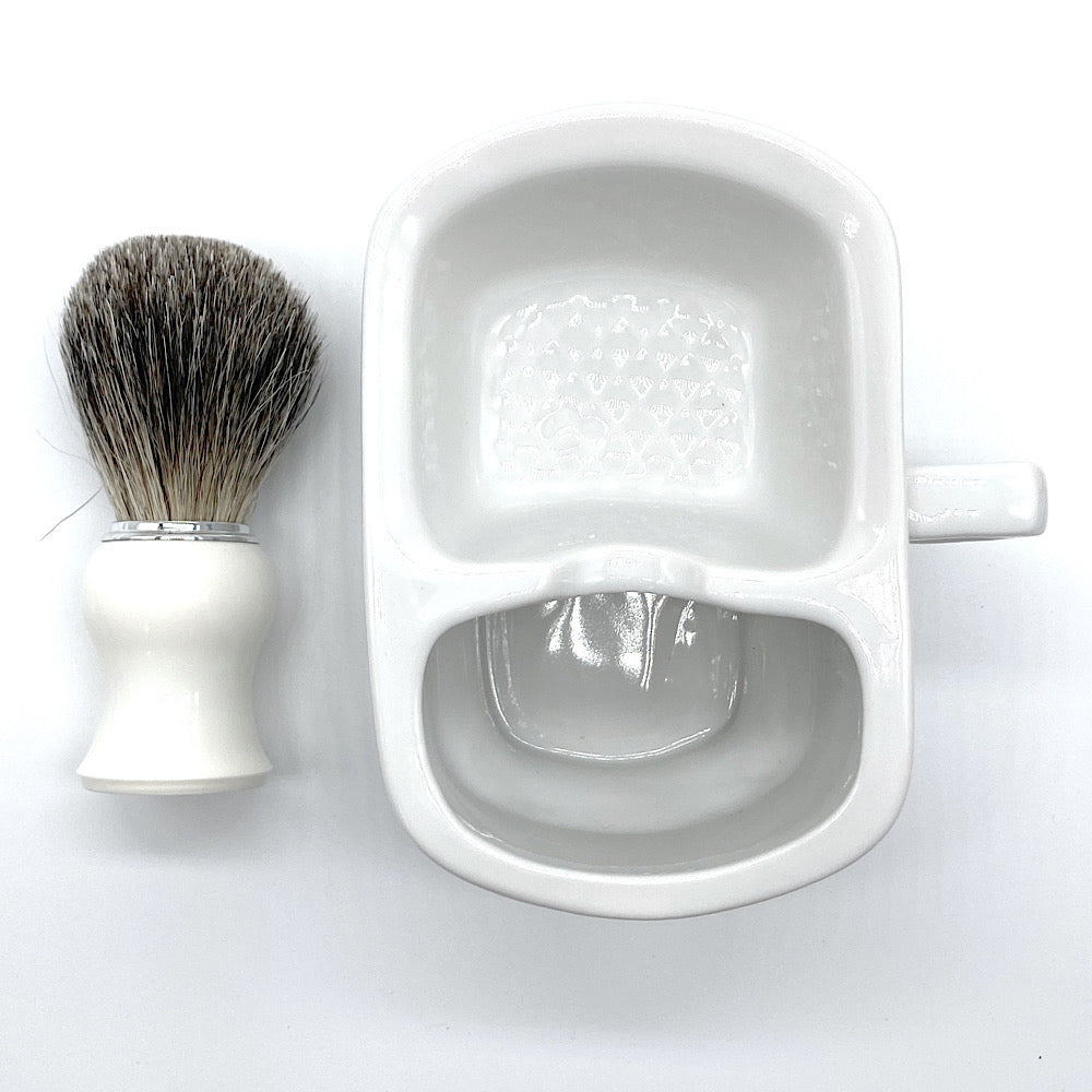 [Original gift] Starter kit starting here! Classical shaving kit (brush & cup)